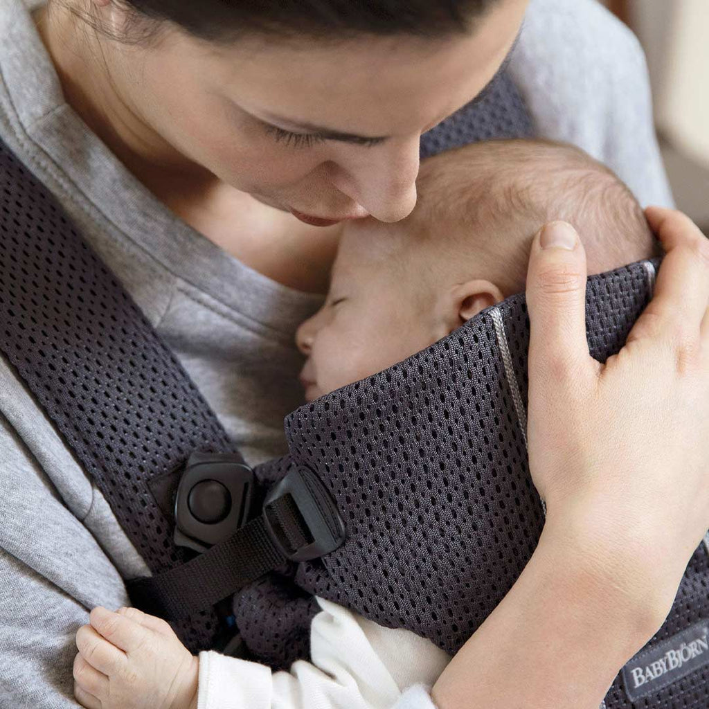 The Joy of Babywearing: Bonding, Comfort, and Freedom