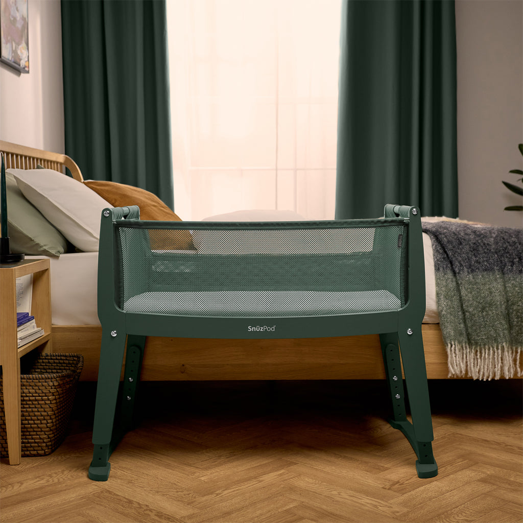 SnuzPod Studio Bedside Crib Bundle | Berlin