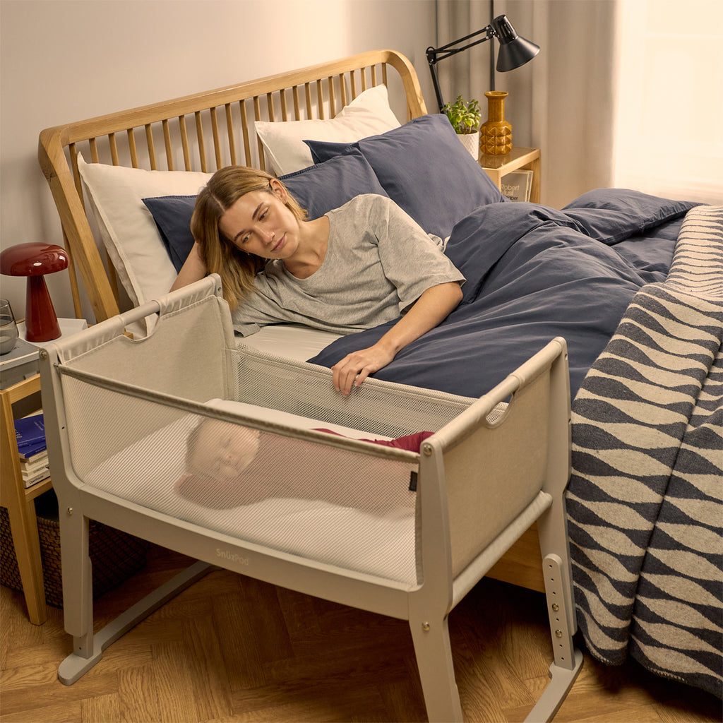 SnuzPod Studio Bedside Crib Bundle | Oslo