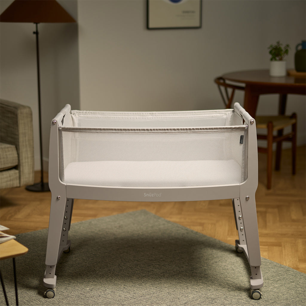 SnuzPod Studio Bedside Crib Bundle | Oslo