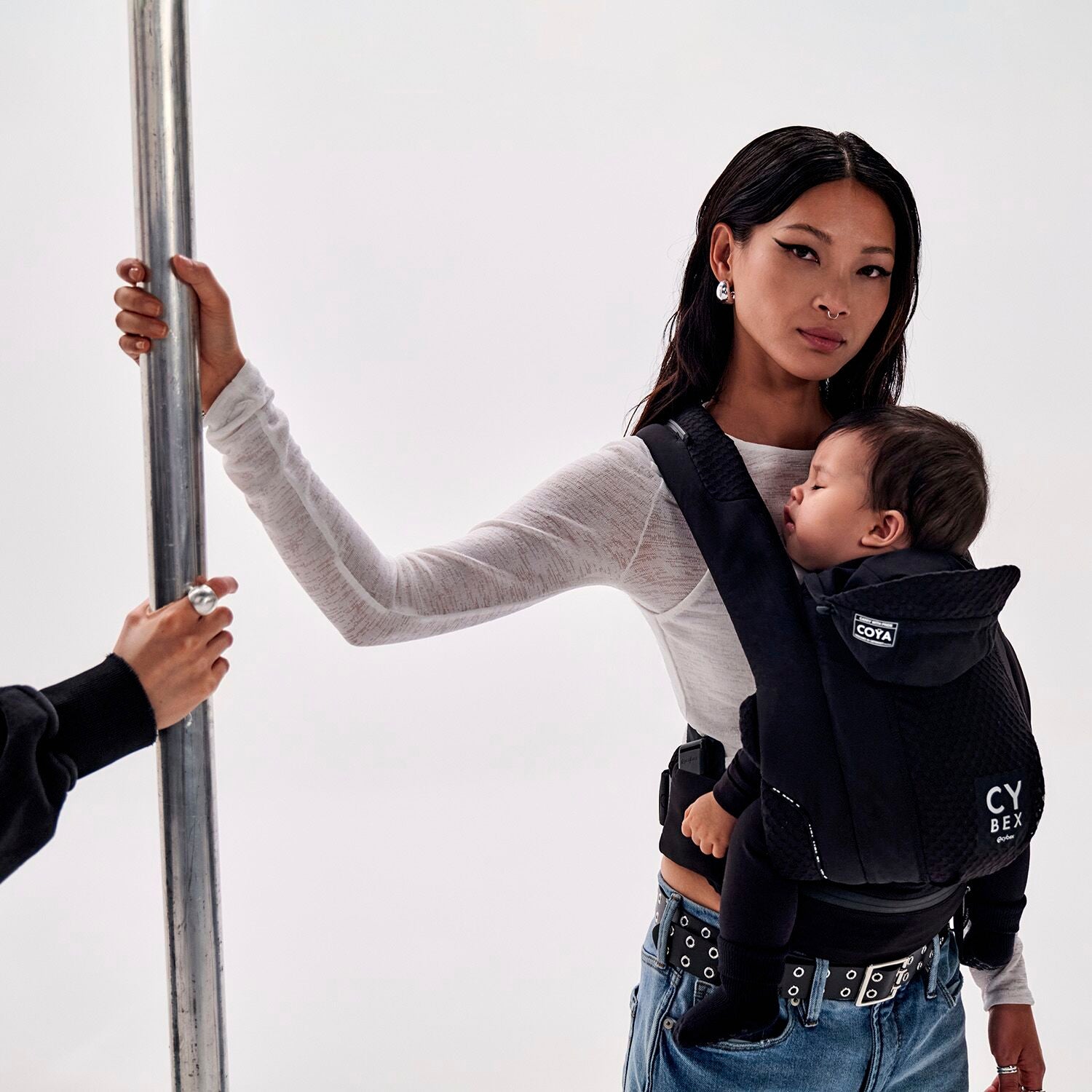 CYBEX Coya Carrier ブラック CYBEX COYA Baby Carrier – Urban Mobility Collection | Black