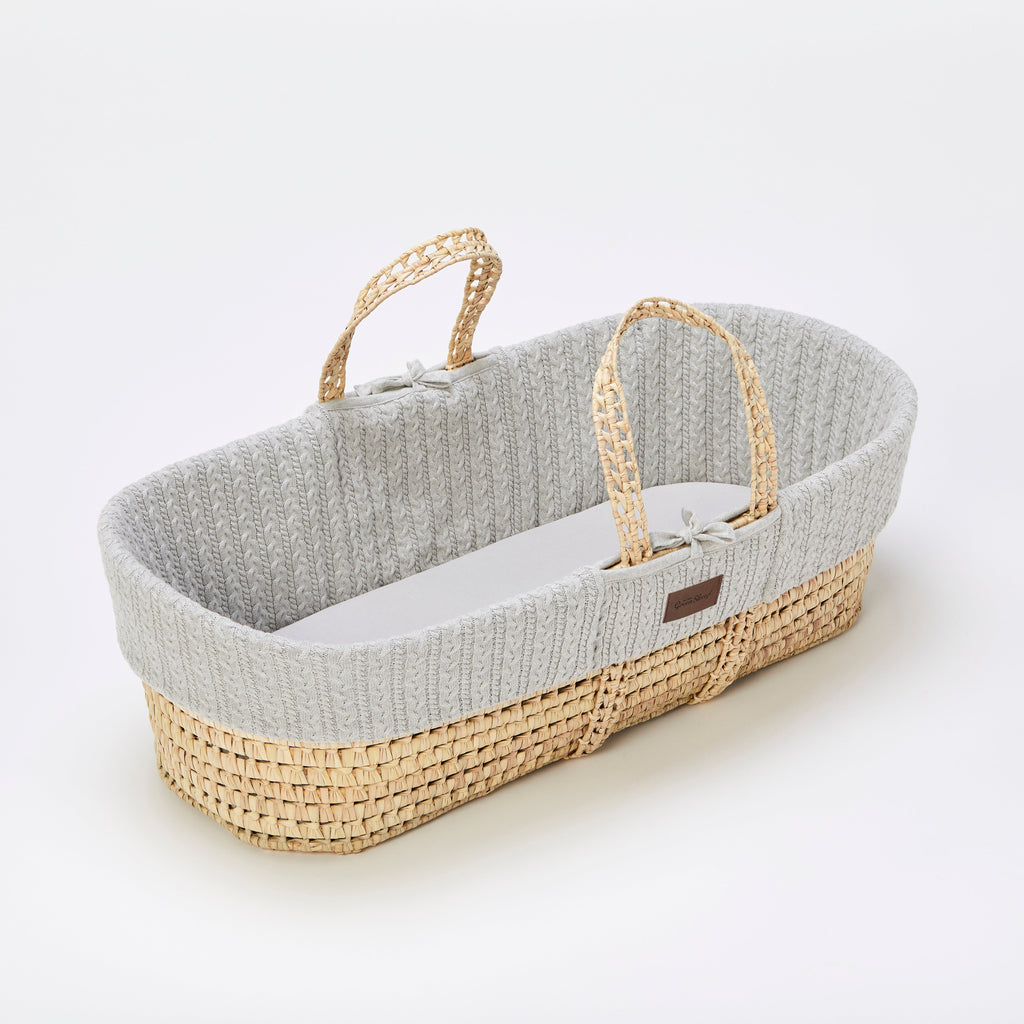The Little Green Sheep Knitted Moses Basket & Mattress - Dove