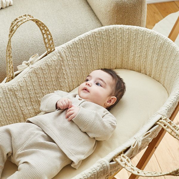 The Little Green Sheep Knitted Moses Basket & Walnut Foldable Stand | Linen