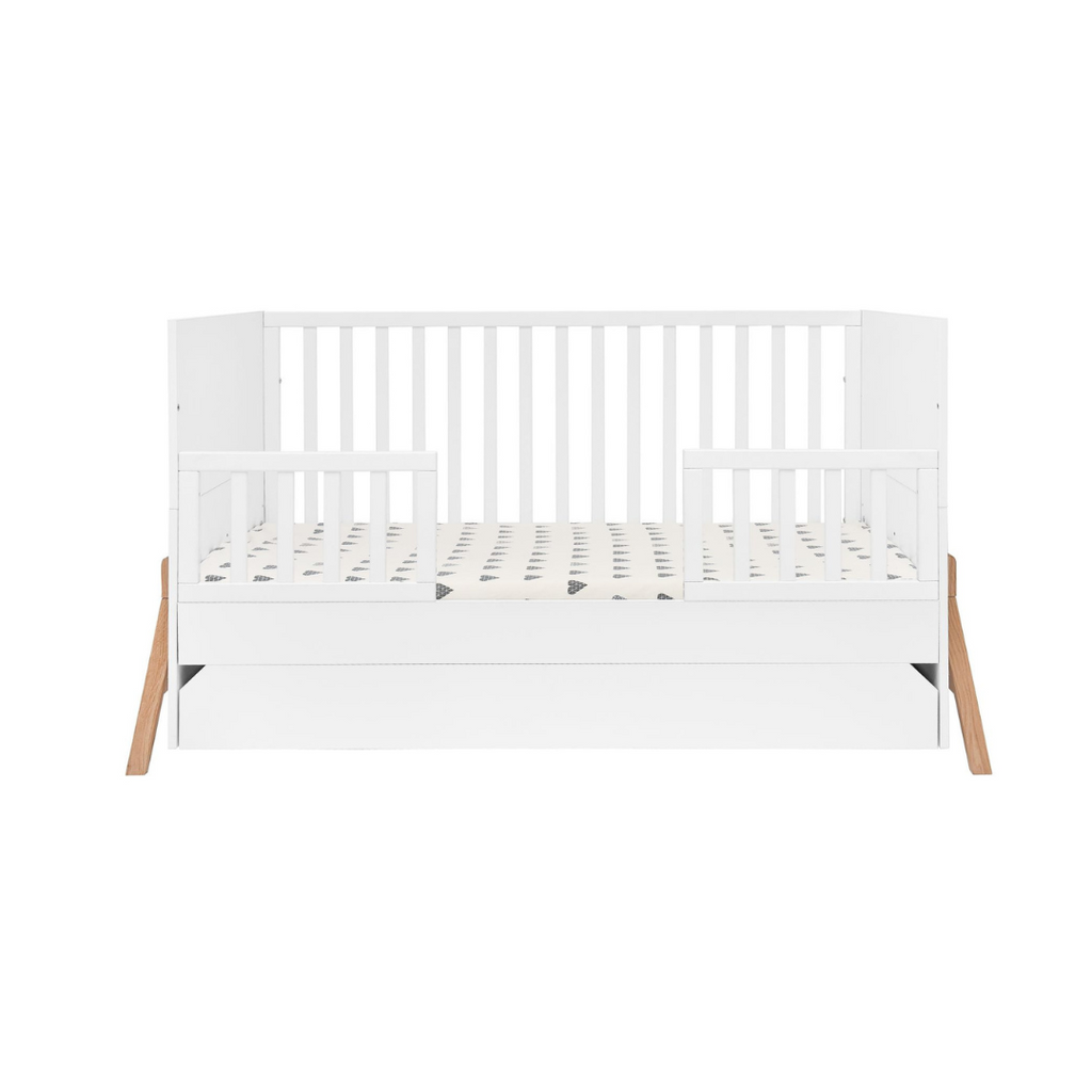 Lotta 3 Piece Nursery Furniture Room Set | White