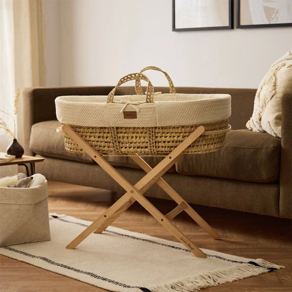The Little Green Sheep Knitted Moses Basket & Stand - Linen