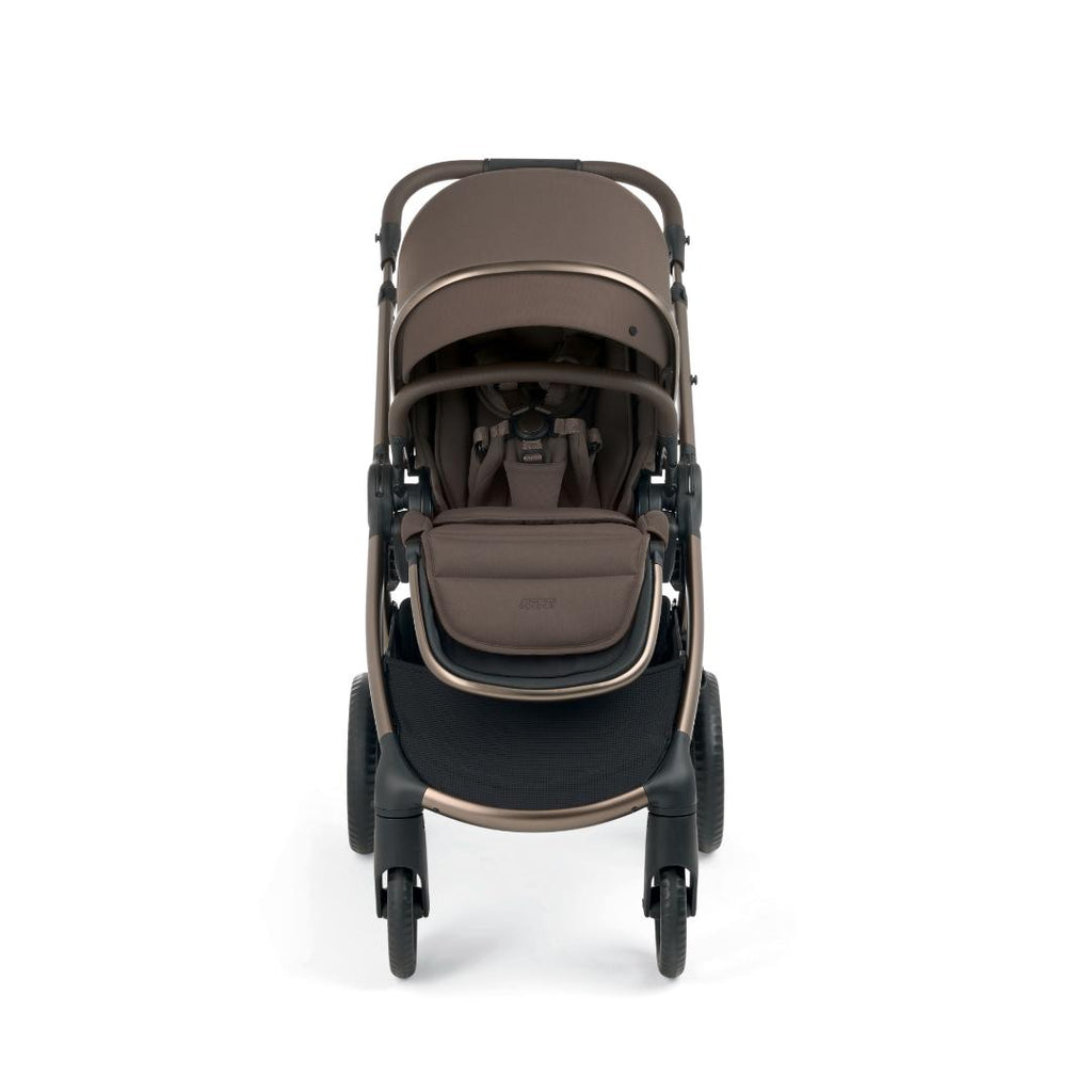 Mamas & Papas Ocarro² Complete Pushchair (with Bear & Blanket) | Crema