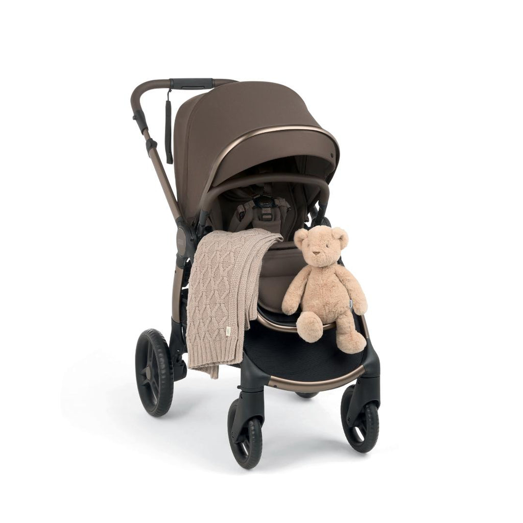 Mamas & Papas Ocarro² Complete Pushchair (with Bear & Blanket) | Crema
