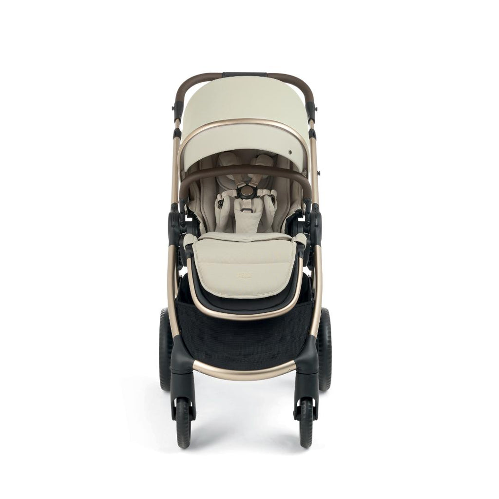 Mamas & Papas Ocarro² Complete Pushchair (with Bear & Blanket) | Shell
