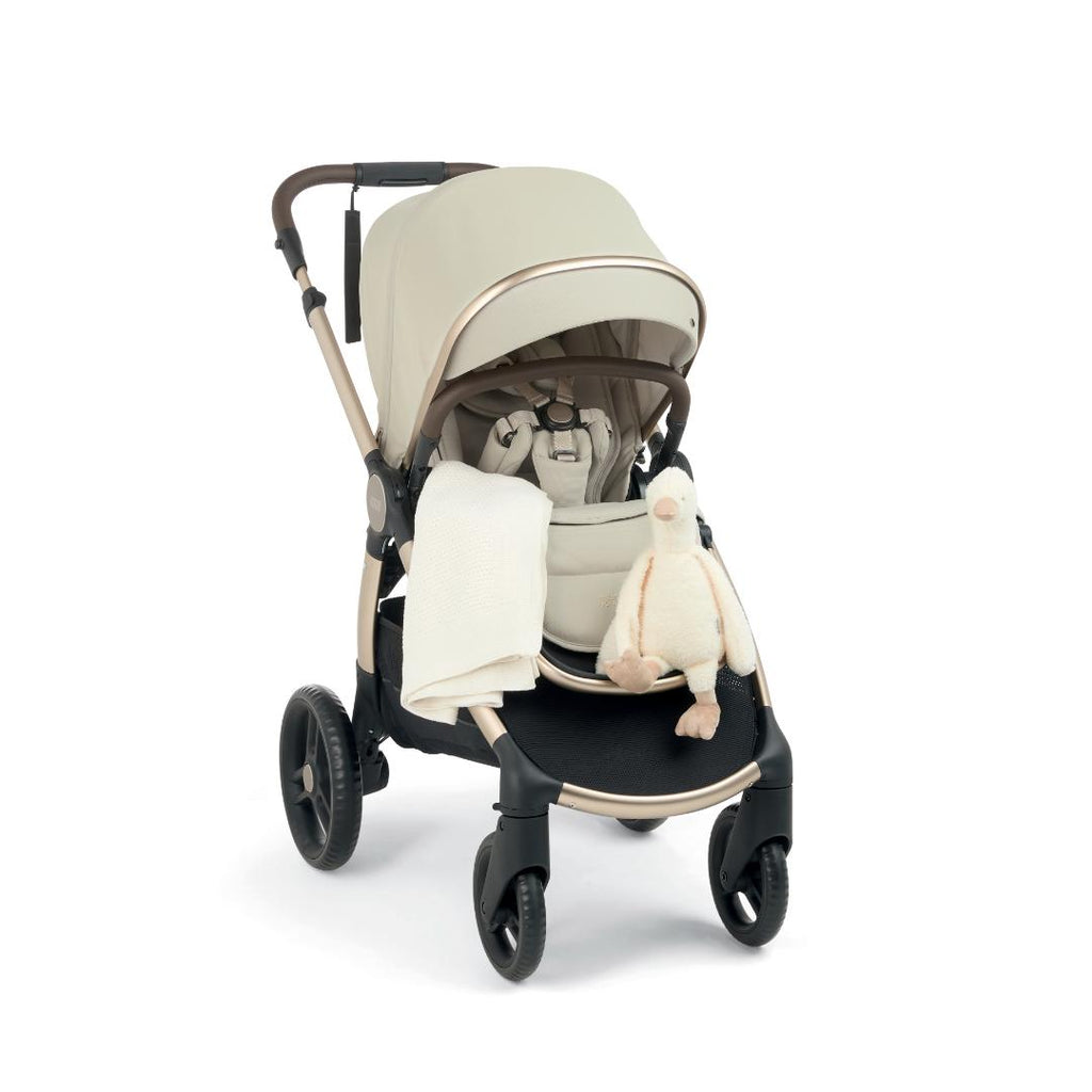 Mamas & Papas Ocarro² Complete Pushchair (with Bear & Blanket) | Shell