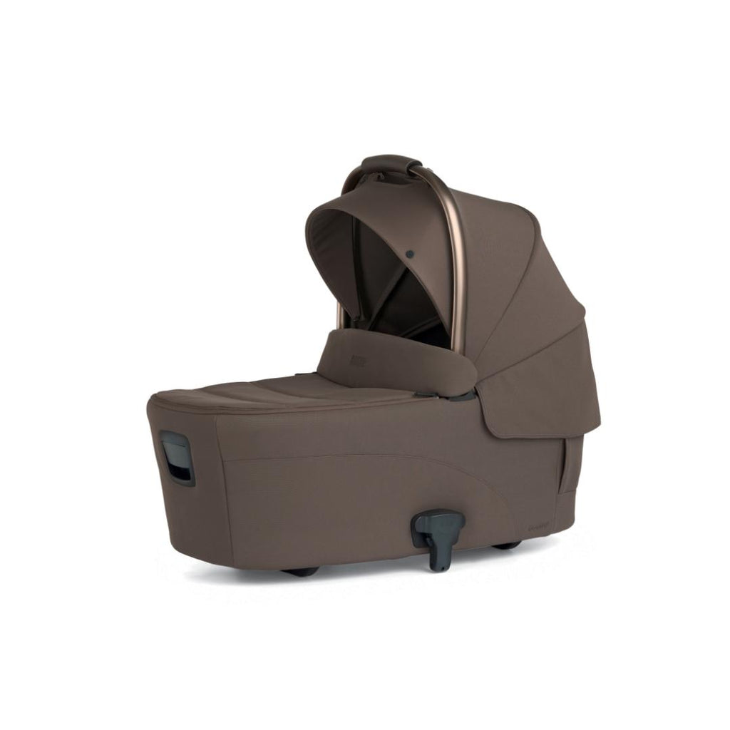 Mamas & Papas Ocarro² Complete Pushchair (with Bear & Blanket) | Crema