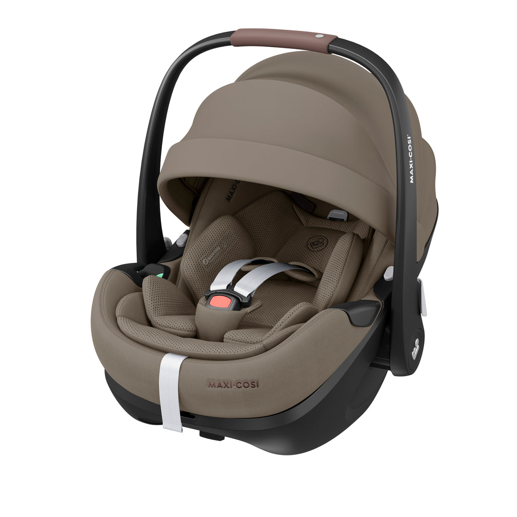 Maxi-Cosi Fame Travel System - Twillic Truffle | Brown