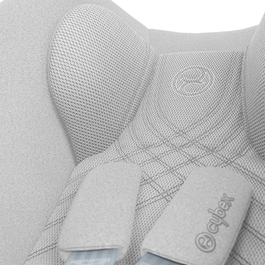 Cybex Cloud T i-Size Car Seat Plus - Platinum White
