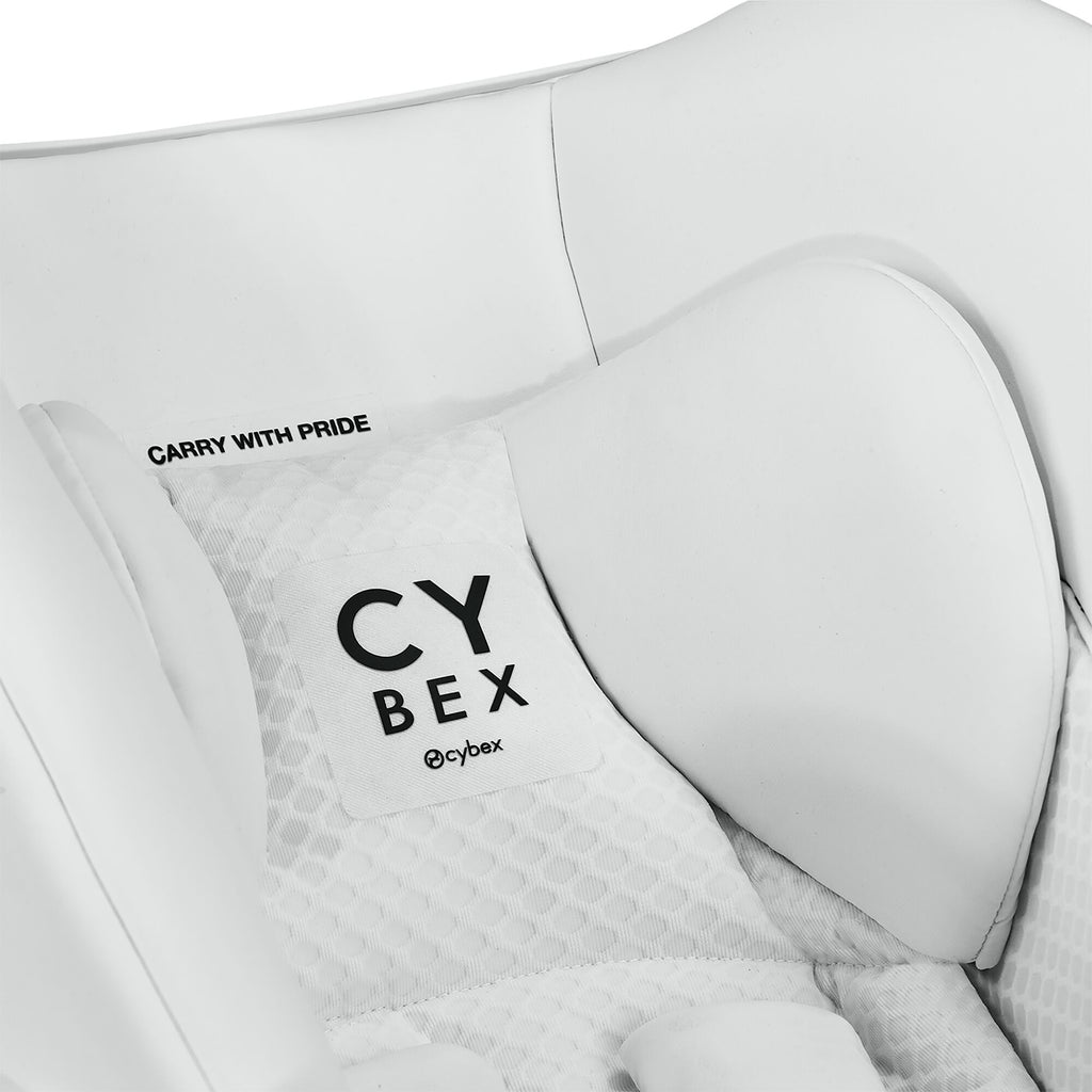 CYBEX Cloud T i-Size Baby Car Seat –   Urban Mobility Collection | White