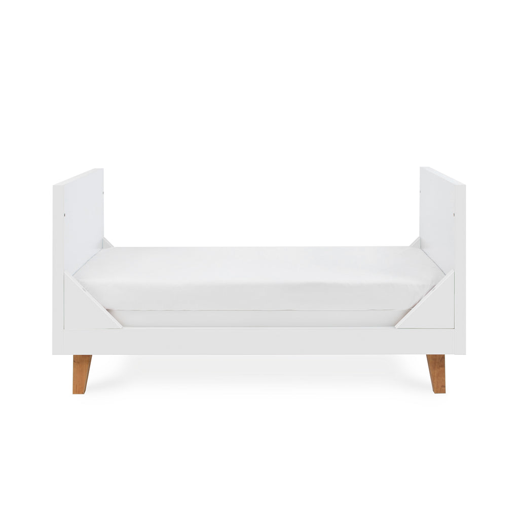 Tutti Bambini Como Cot Bed - White & Rosewood