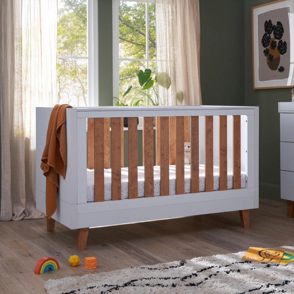 Tutti Bambini Como 3 Piece Room Set - White & Rosewood