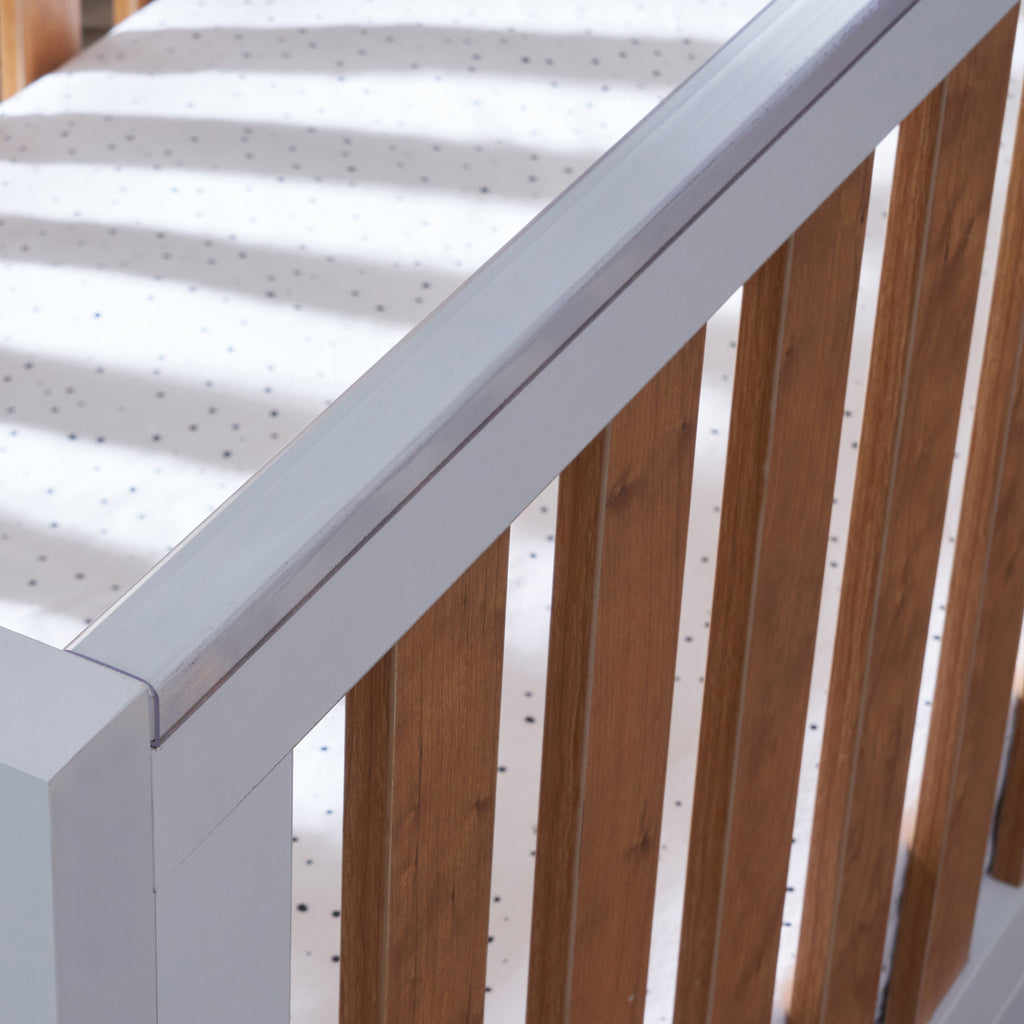 Tutti Bambini Como Cot Bed - White & Rosewood