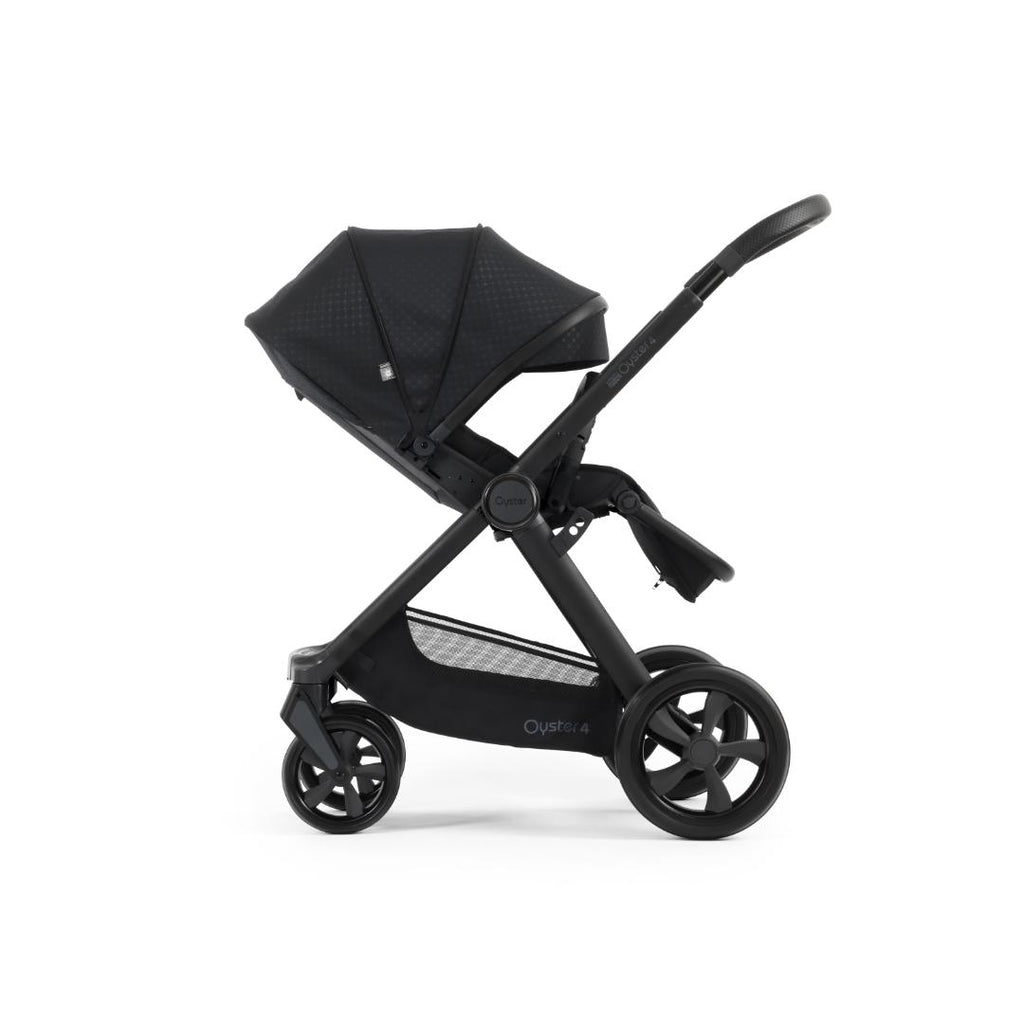 Oyster 4 Pushchair | Raven