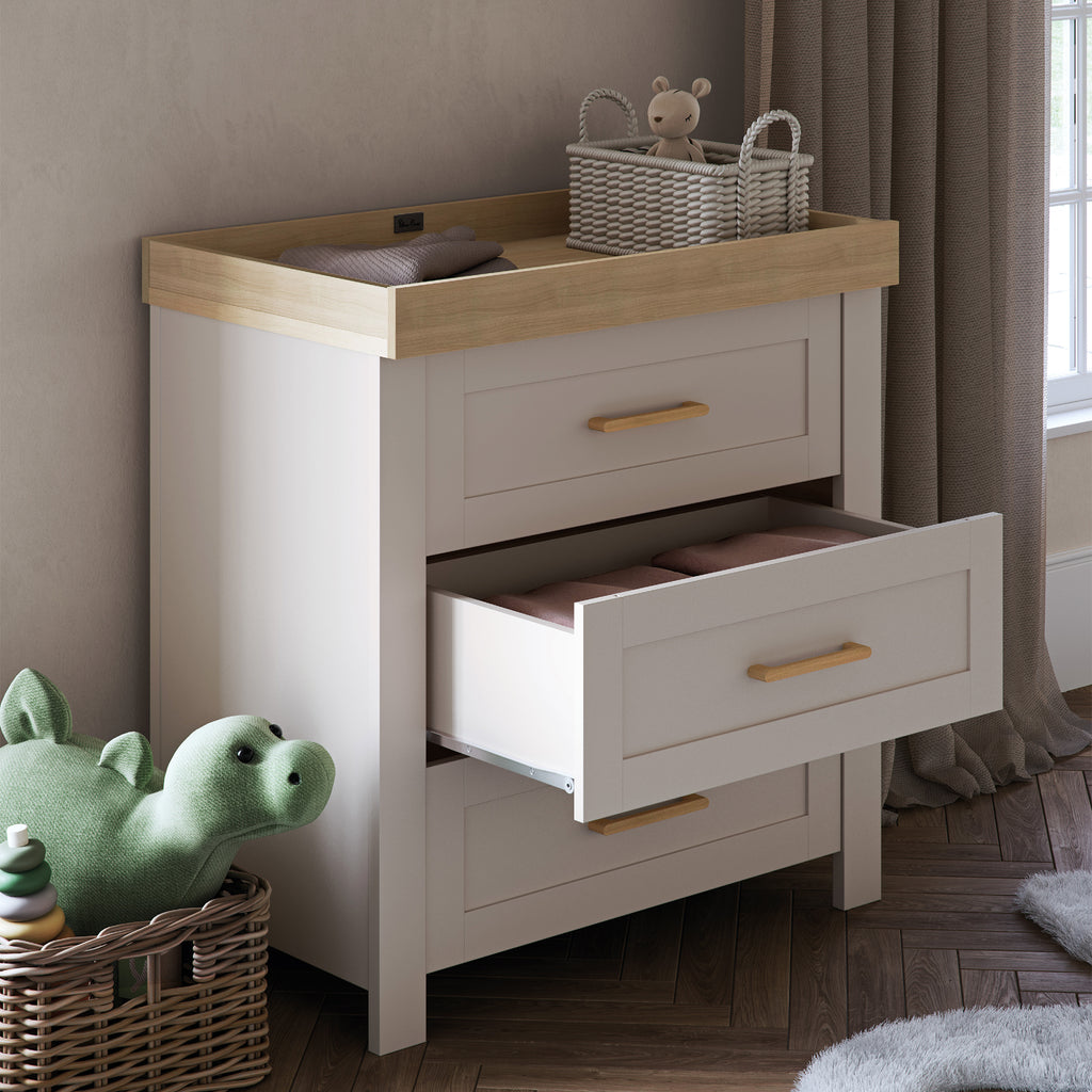 Silver Cross Seville 3 Piece Nursery Set | Cashmere Oak