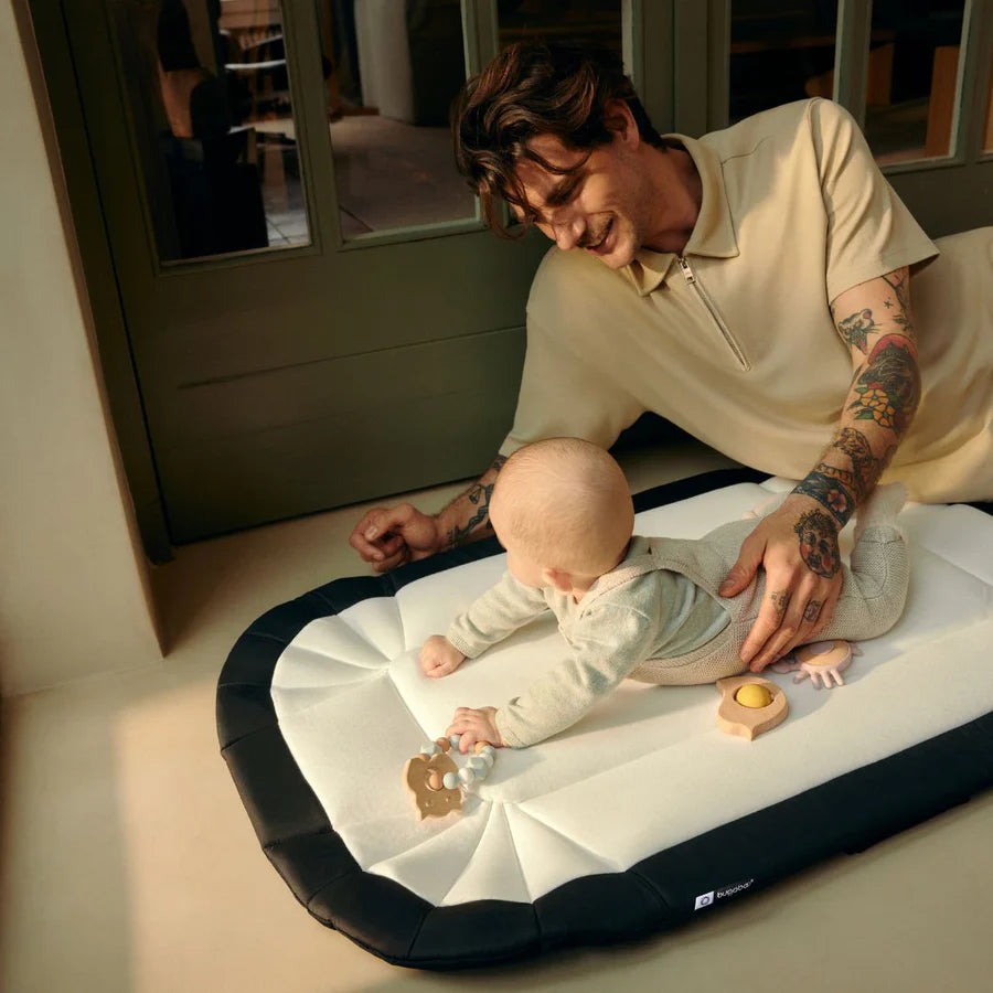 Bugaboo Butterfly 2 & Nest Bundle |  Heritage Black