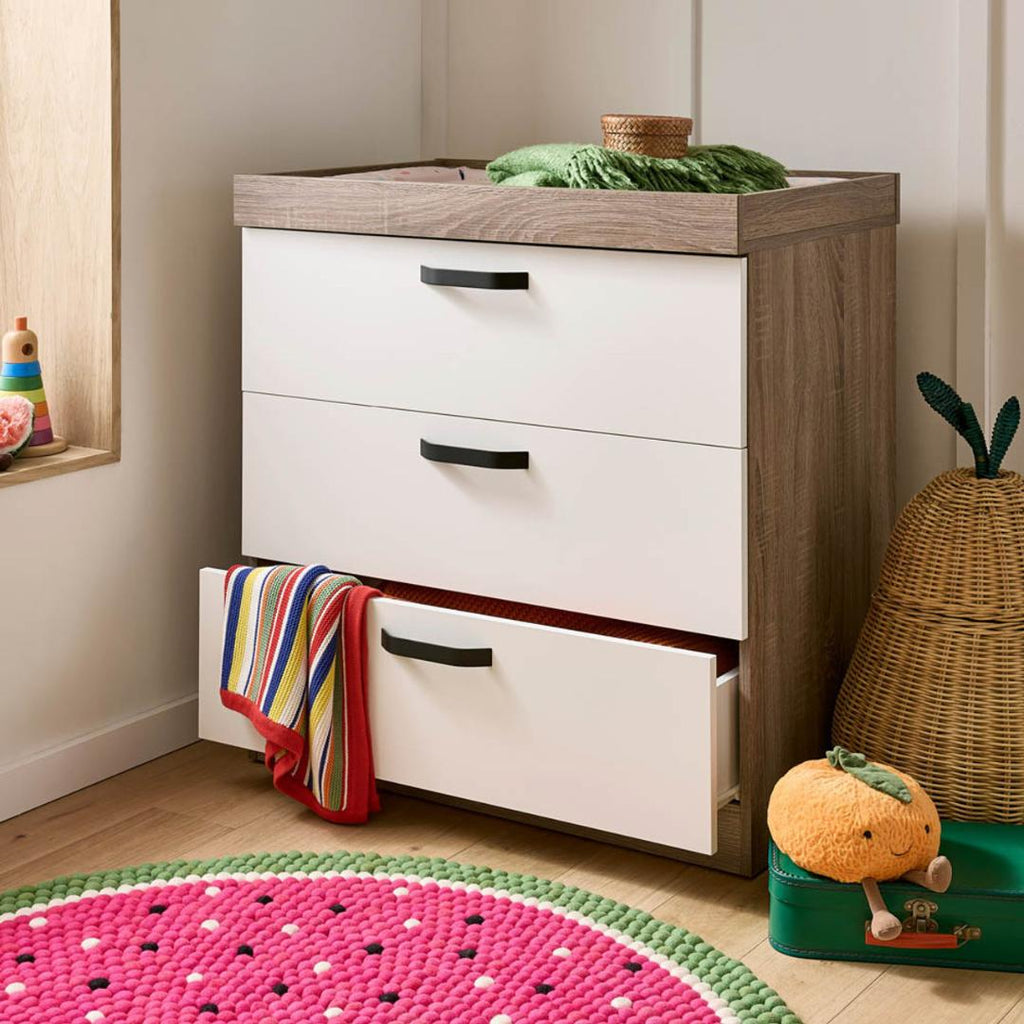 CuddleCo Enzo Nursery Dresser - Truffle Oak & White