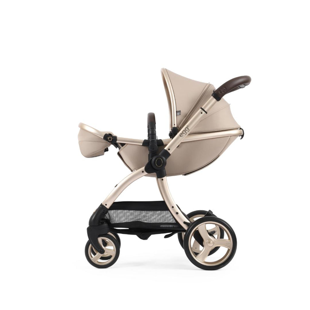 Egg3 Maxi-Cosi Cabriofix Bundle - Feather