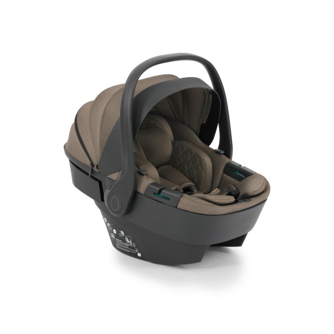 Egg Shell 360 Car Seat