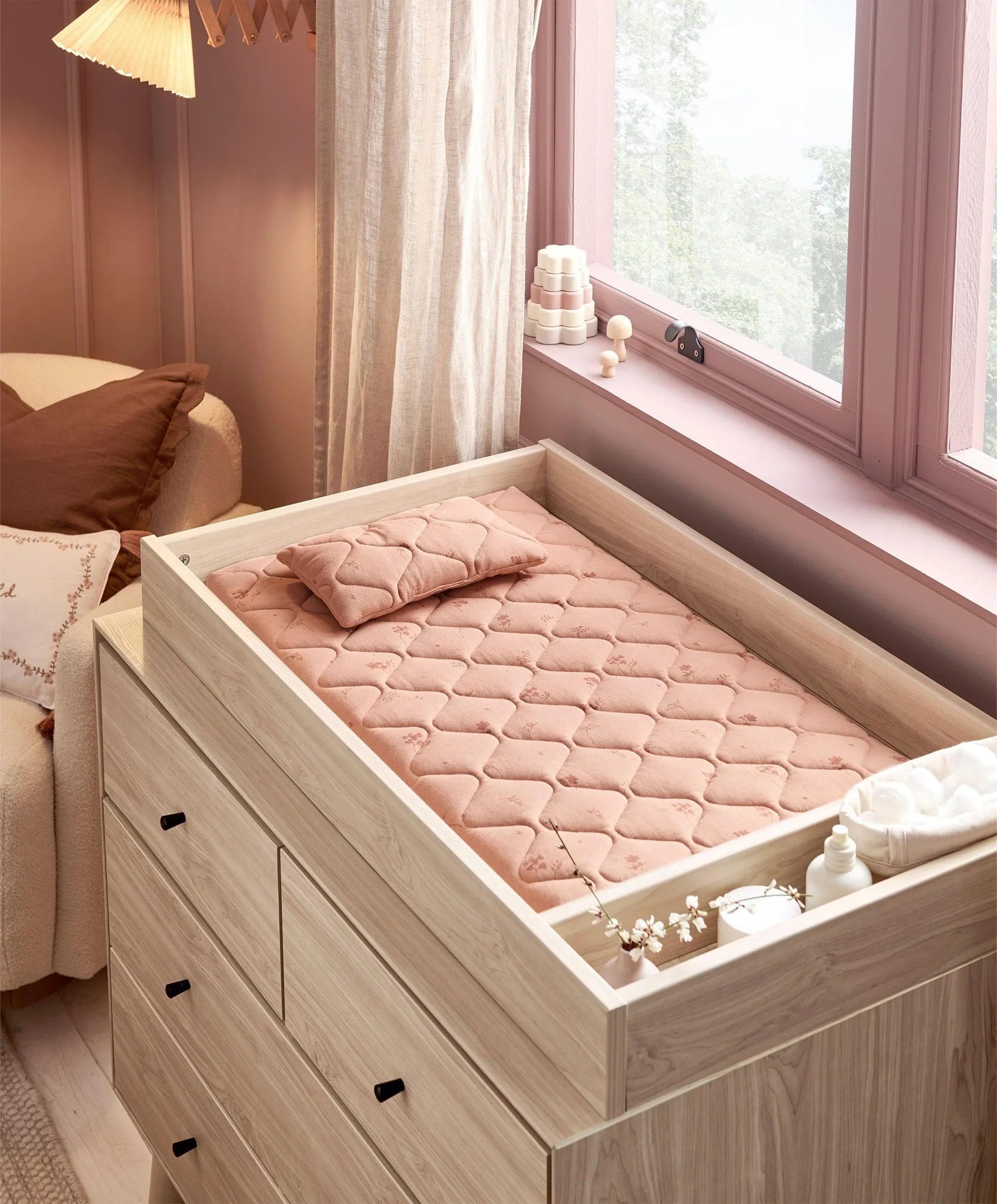 Mamas Papas Welcome to the World Luxury Changing Mat Wildflower