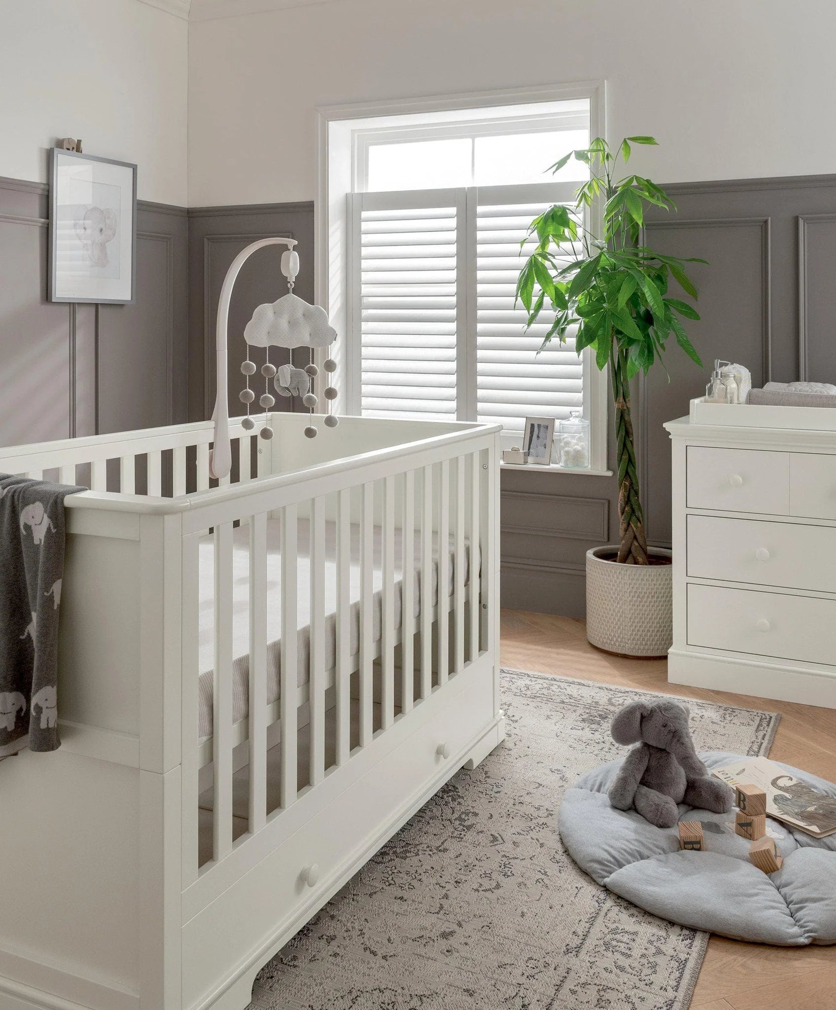 Mamas and papas white nursery furniture outlet