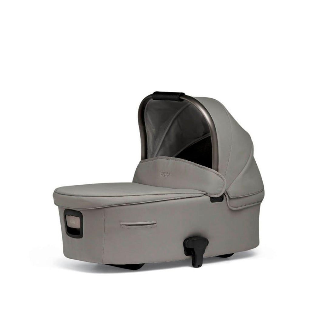 Mamas & Papas Ocarro Special Edition & Maxi-Cosi CabrioFix Bundle - Studio