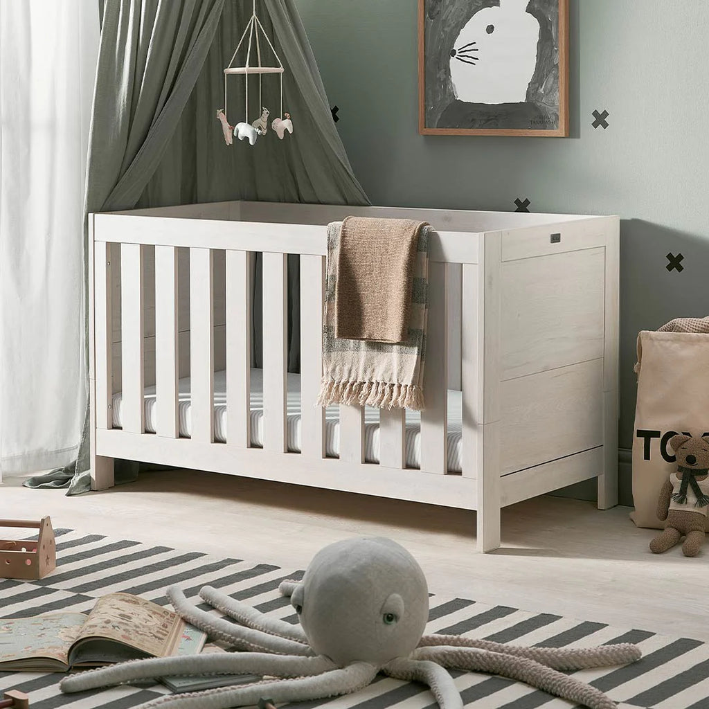 Silver Cross Alnmouth 3 Piece Nursery Set - Oak