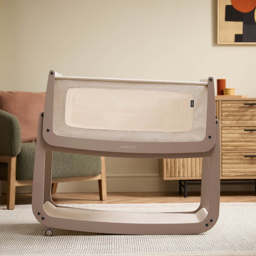 SnuzPod5 Bedside Crib | Mocha