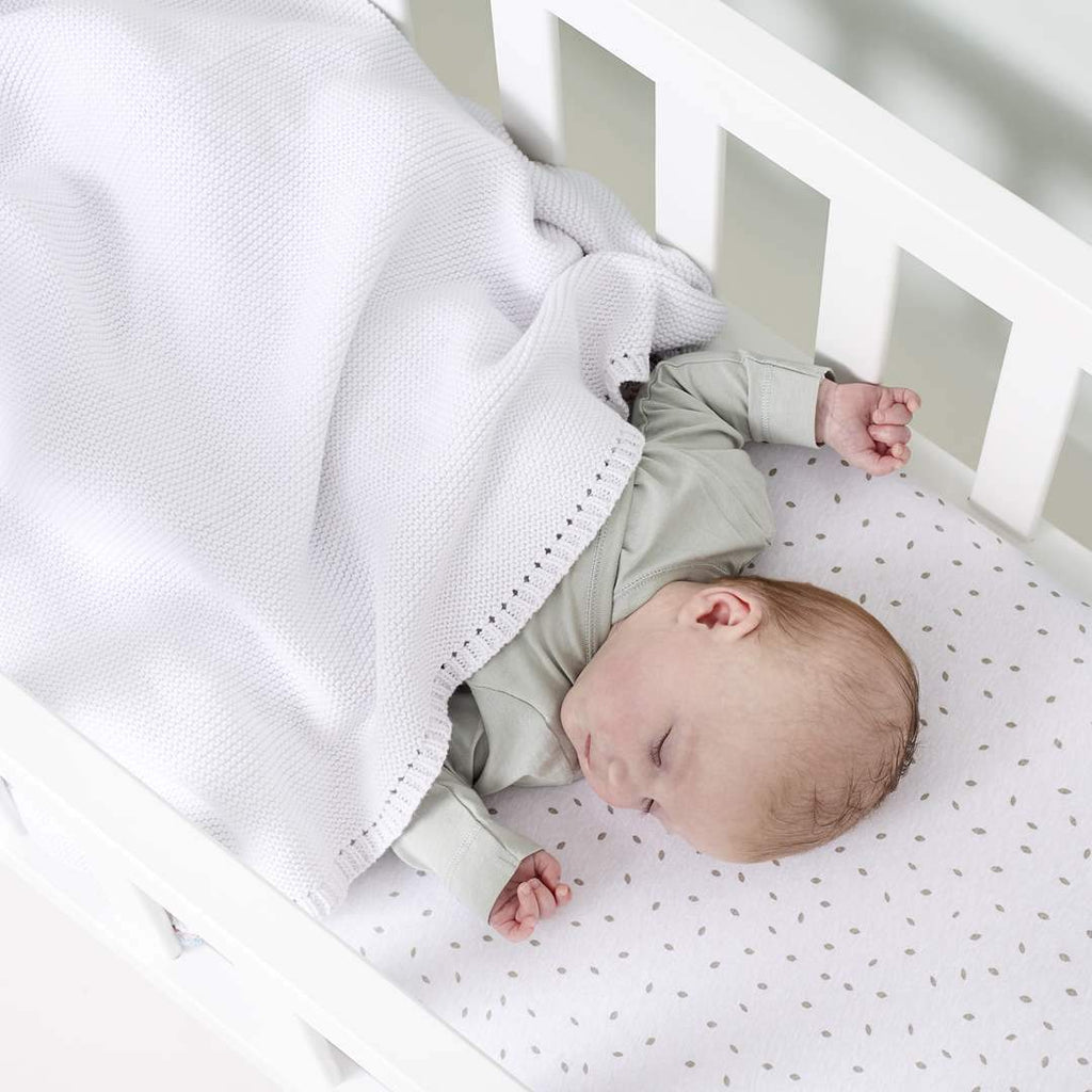 Little Green Sheep Organic Knitted Cellular Baby Blanket - White - Beautiful Bambino