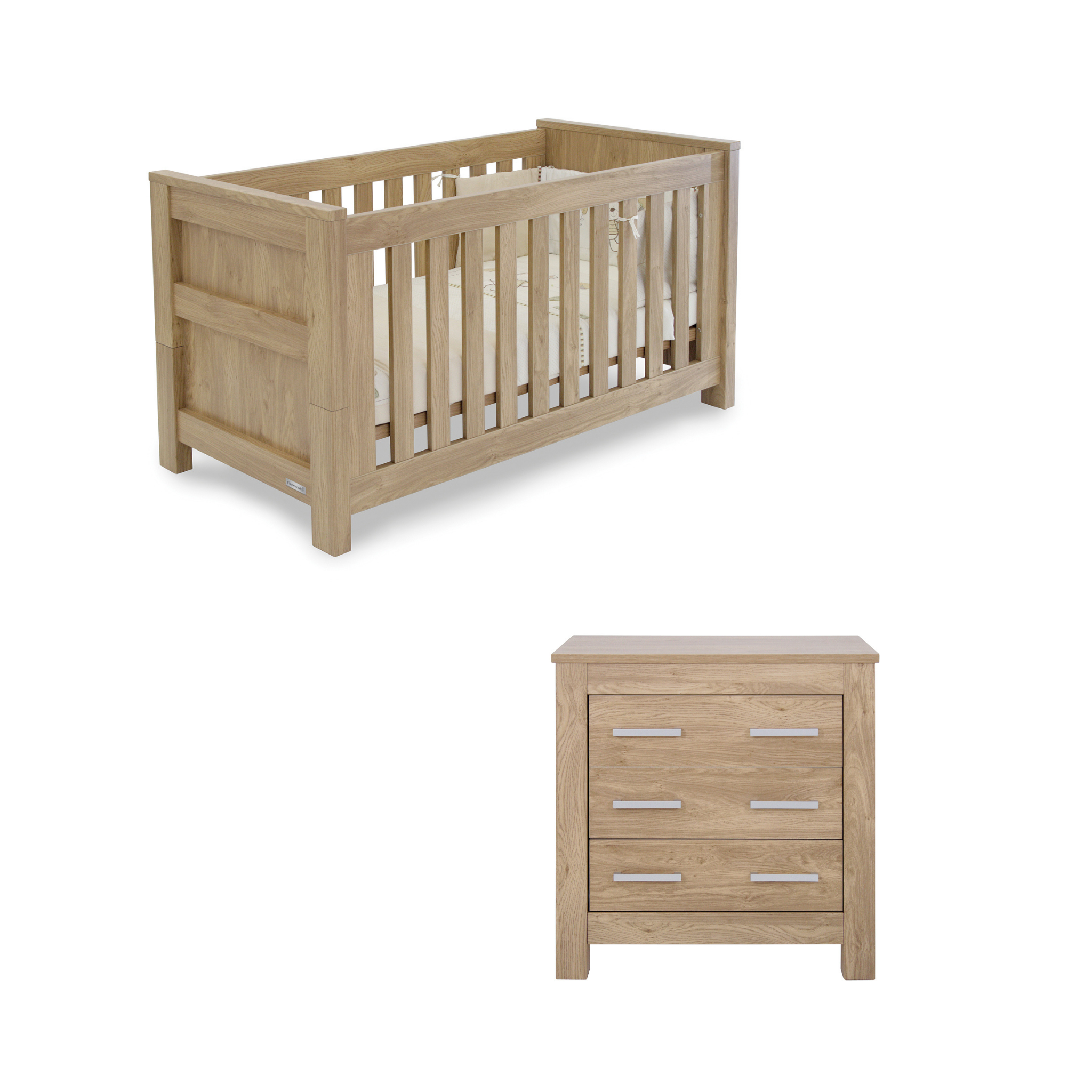 BabyStyle Bordeaux Cot Bed Dresser Oak