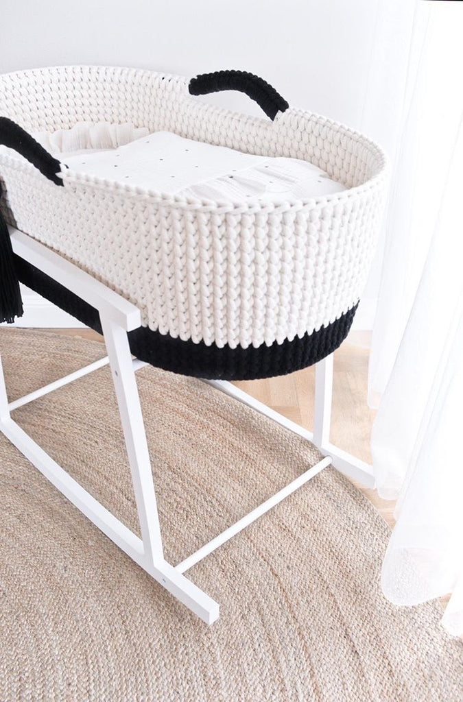 Crochet Moses Basket Two-tone | Black/Cream