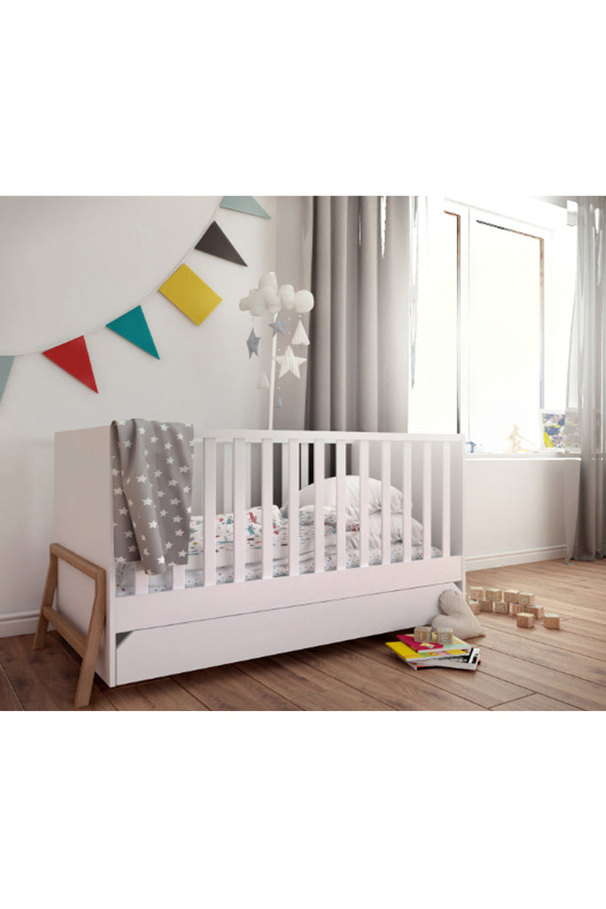 Lotta Snow 3 Piece Nursery Furniture Room Set - Beautiful Bambino